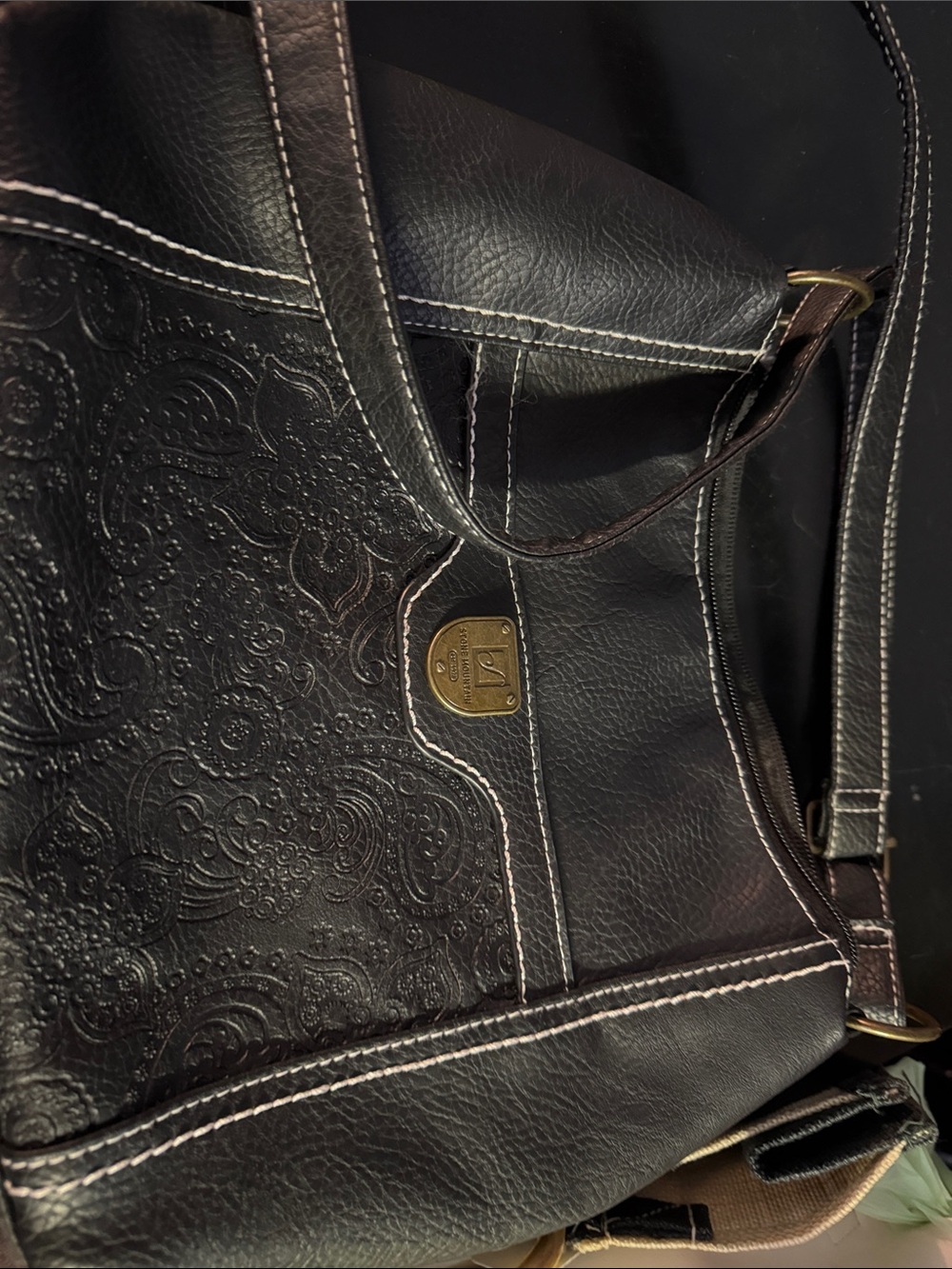 Stone Mountain Accessories Black Embossed Shoulder Bag with White Stitching